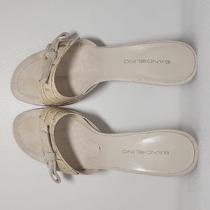 Bandolino Women's Sandals, Beige, Heel Slide Sandals, Croco, Size 9 M